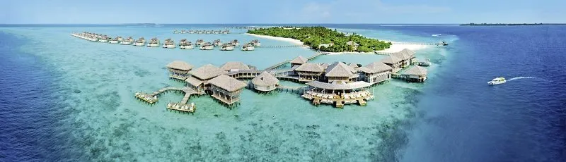 Panoramski pogled na resort Six Senses Laamu na Maldivih